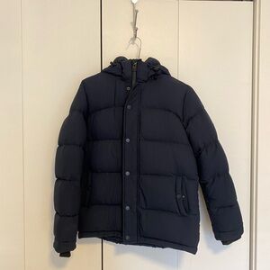 Aritiza TNA navy superpuff winter jacket